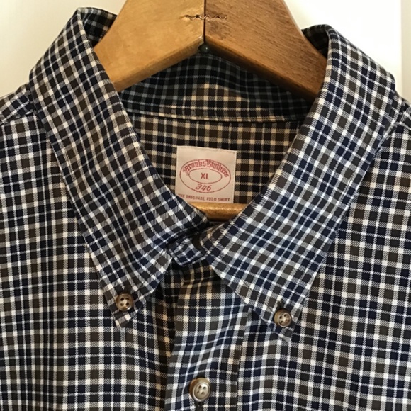 Brooks Brothers mens button down shirt - Picture 3 of 7